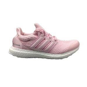 ADIDAS size 7 ultraboost